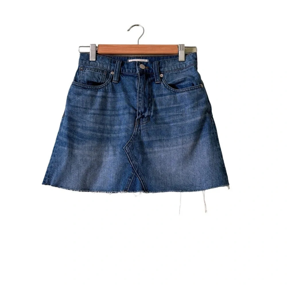 Madewell Women’s Denim Mini Skirt- Size 25